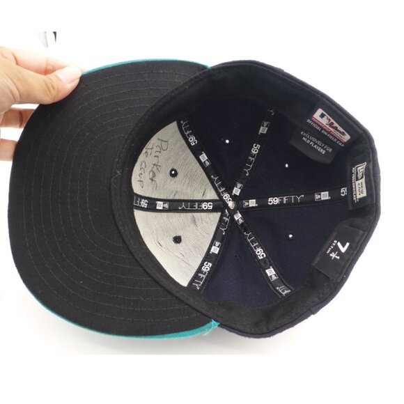 Vintage Seattle Mariners Signed Authographed 7 1/4 Fitted Cap - Picture 4 of 14